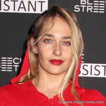 Jemima Kirke surprised daughter with Taylor Swift video call