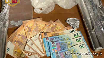 Le undici persone arrestate per droga a Roma: blitz della polizia tra la Tuscolana e Trastevere