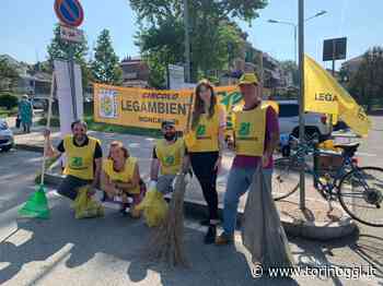 Moncalieri, assessori e volontari di Legambiente insieme per ripulire la città - TorinOggi.it