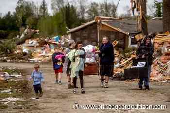 2 dead; northern Michigan town cleans up from rare tornado - Prince George Citizen