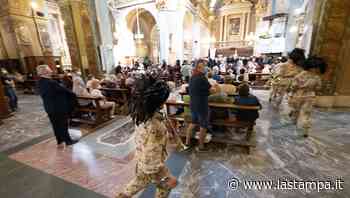 La messa solenne in Duomo a Cuneo per il raduno dei bersaglieri - La Stampa