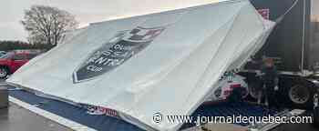 Une zone des paddocks dévastée à Mosport