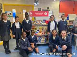 Bolton Asda community champion help children think about waste - The Bolton News