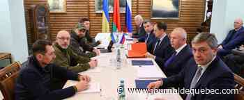 Ukraine: la Russie affirme être prête à reprendre des pourparlers