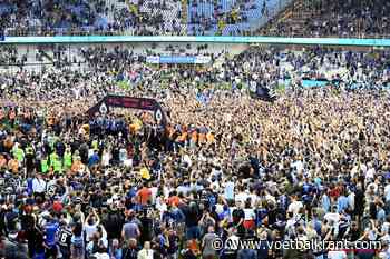 Club-spelers kunnen ereronde niet maken door veldbestorming, CDK probeert ze weg te halen: &quot;Ik vond het niet leuk dat ze de Anderlecht-supporters gingen uitdagen&quot;