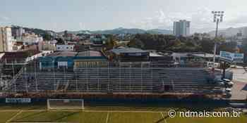 FOTO: Brusque consegue liberação para uso de arquibancada móvel no Augusto Bauer - ND Mais
