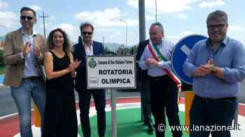 San Giuliano Terme, inaugurata la rotatoria olimpica tra via Puccini e via Pontecorvo - LA NAZIONE