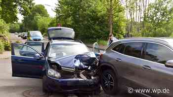Unfall in Siegen: Auto kracht ungebremst in Mercedes - WP News