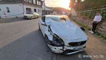 Unfall in Siegen: Mercedes rammt Volvo – 18.000 Euro Schaden - WP News
