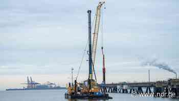 Schnellerer Bau von LNG-Terminals: Auch Bundesrat stimmt zu - NDR.de