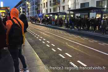 Saint-Etienne du Rouvray : un conducteur de bus et deux contrôleurs agressés - France 3 Régions