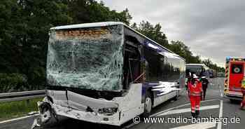 Schwerer Unfall mit vielen Verletzten auf der B 22 bei Bamberg