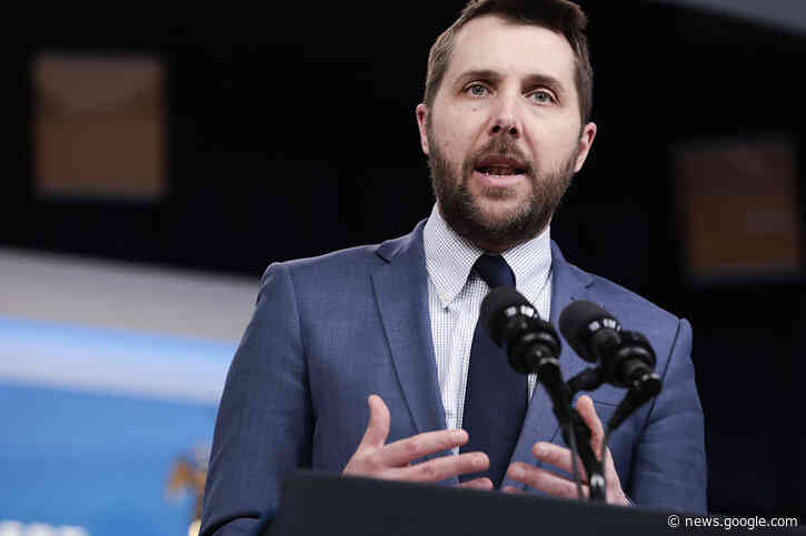 U.S. economy is in a 'period of transition,' White House economic adviser says - POLITICO