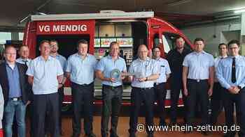 In schwierigen Lagen einsatzbereit: Hochmodernes Auto für Feuerwehr in Dienst gestellt - Rhein-Zeitung