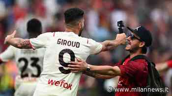 "Ciak si Giroud", Olivier cameraman d'eccezione al fischio finale di Sassuolo-Milan - Milan News