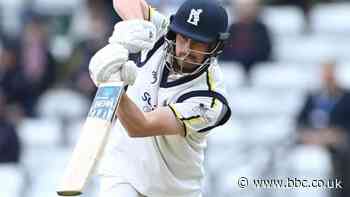 County Championship: Rhodes and Hain earn Warwickshire draw with Yorkshire