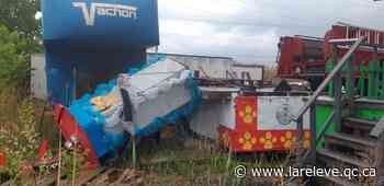 Des chars allégoriques du Défilé de Noël à Sainte-Julie ont été vandalisés - La Releve