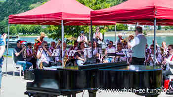 Städtefreundschaft mit Leben füllen: Musiker aus Kordel spielen beim Hafenfest in St. Goar - Rhein-Zeitung