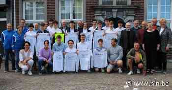 Gemeente huldigt U17 KFC Lichtervelde voor kampioenstitel - Het Laatste Nieuws