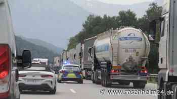 „Eine Katastrophe“: Warum die Blockabfertigung auch Polizei, Feuerwehr und Rettungsdienste belastet