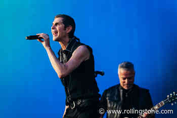 Perry Farrell Reunites Porno for Pyros for First Full Show in Over 25 Years
