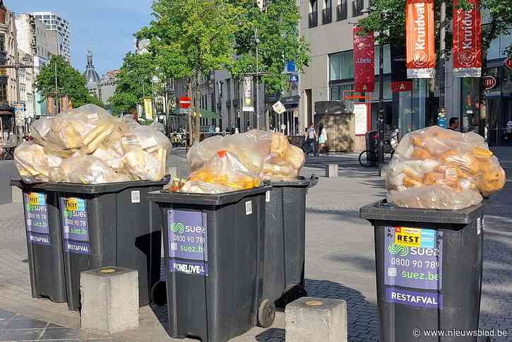 Kritiek op Panos voor vuilnisbakken vol niet verkochte broodjes en koffiekoeken: “Dat terwijl sommige mensen honger hebben”