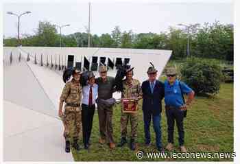 FANFARA BERSAGLIERI LECCO SUONA IL SILENZIO A CUNEO AL MEMORIALE DEGLI ALPINI - Lecconews