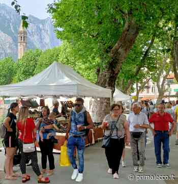 Mercato europeo sul lungolago di Lecco, un successo - Prima Lecco