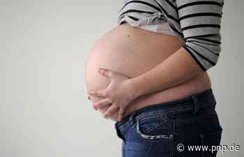 Hat Mann einer Schwangeren Knie in den Bauch gedrückt? - Passauer Neue Presse - PNP.de