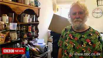 Hoarding: 'I want a tidy life, but I can't do it on my own'