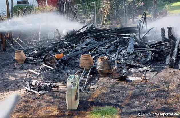 FW-RD: Holzhütte in Owschlag nach Feuer total zerstört - 60 Einsatzkräfte im Einsatz In der Margaretenstraße in Owschlag, wurde eine Holzhütte durch ein Feuer zerstört.