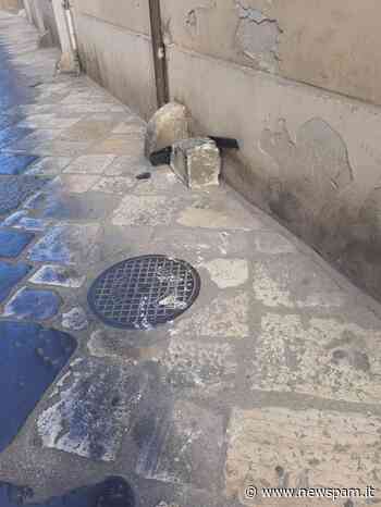 “Brindisi non è Montecarlo!” (questa è via Santabarbara) | new pam.it - Informiamo Brindisi e provincia - newSpam.it