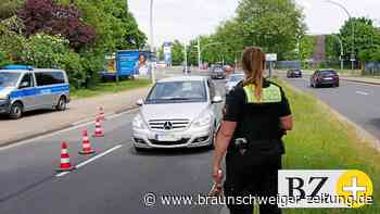 Polizei Salzgitter kontrolliert Verkehr – und findet Waffen