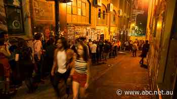 Melbourne's late-night liquor licence freeze creates division as new venues hit the 1am wall