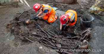 Photos show gruesome plague pit uncovered during Crossrail construction - Grimsby Live - Grimsby Live