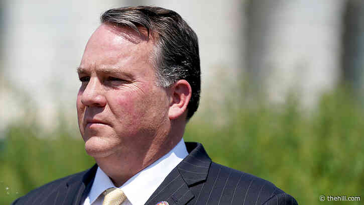 Ethics watchdog zeroes in on GOP congressman's trip to Aruba