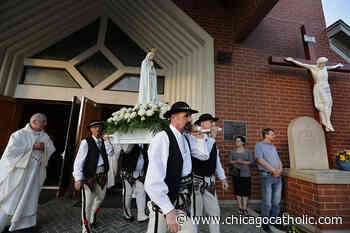 Hundreds gather to honor, pray to Our Lady of Fatima - Chicago Catholic