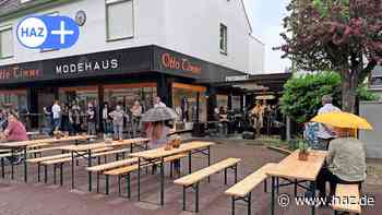 Sehnde: Regen kann Freude über Straßenfest in Mittelstraße nicht trüben - HAZ