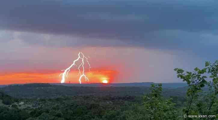 Live updates: Storms forming west of Austin, scattered throughout area overnight