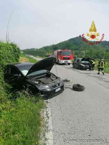 Corneliano d'Alba: frontale tra due auto, due feriti - http://gazzettadalba.it/