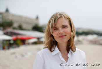 Cannes 2022: Isabelle Carré espère livrer un "message de tolérance" avec "La Dérive des continents (au sud)"
