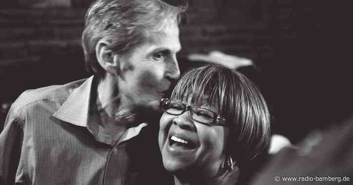 Mavis Staples und Levon Helm «in Liebe und Freude»