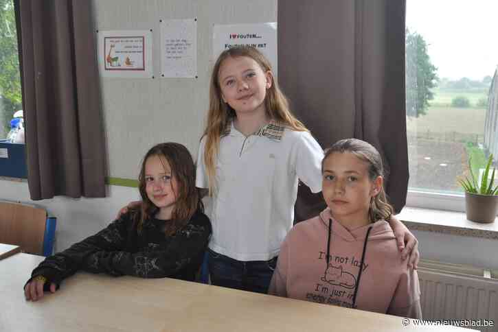 Hartverwarmend: 10-jarige Lilie leert Oekraïens omdat nieuwe klasgenootjes “anders met niemand kunnen praten”