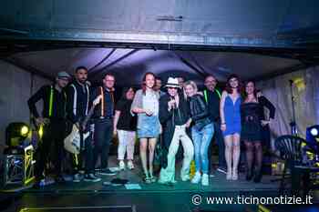 Trecate: grande successo per la serata dedicata ad Adriano Celentano - Ticino Notizie