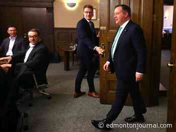 Tuesday's letters: Kenney should ride off honourably