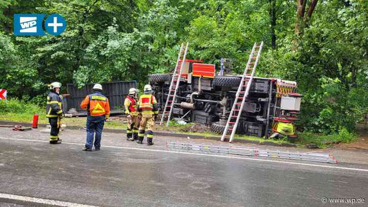 Feuerwehrauto verunglückt - Sechs Verletzte in Herdecke - WP News