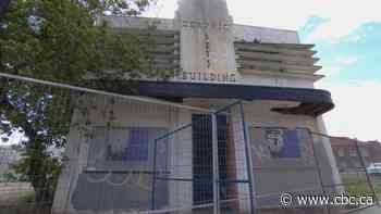 Fans of rare art deco Edmonton building raise money to preserve its history