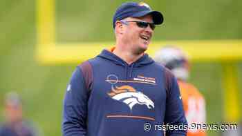 Paul Hackett checks in on son at Broncos' OTAs