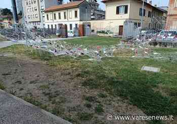 Danneggiata un'opera di Fiber Art per le strade di Busto Arsizio - varesenews.it