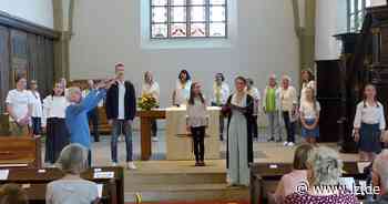 Es regnet Bananen in der Erlöserkirche | Lokale Nachrichten aus Detmold - Lippische Landes-Zeitung